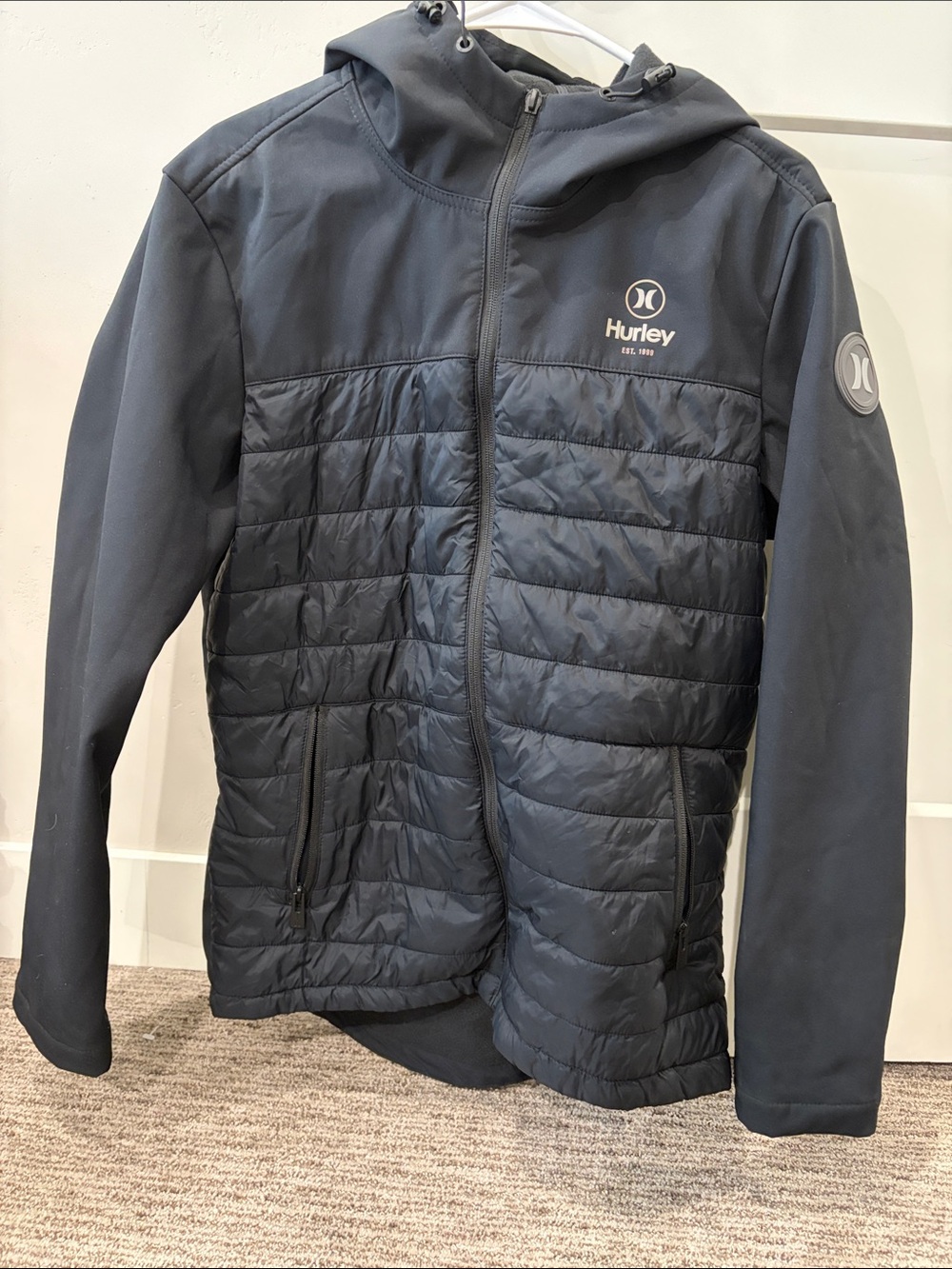 Hurley Men’s Black Quilted Hooded Puffer Jacket